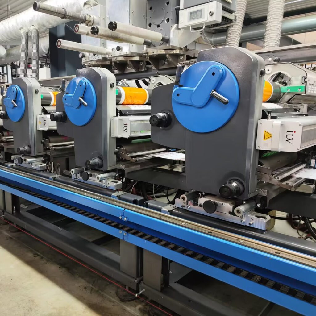 Technologische Trends im Etikettendruck Von klassischer UV-Lampe zu LED-UV-Systemen