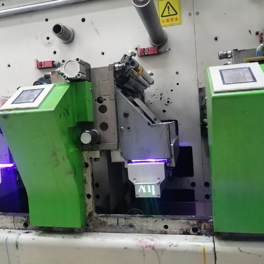 LED Aushärtungssysteme Präzise und schnelle Trocknung im Flexodruckprozess