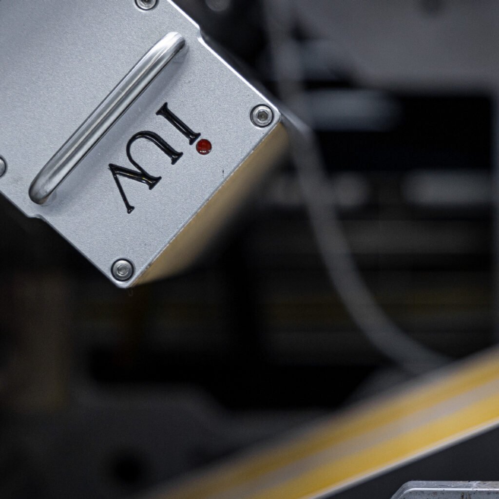 Trends 2025 Warum immer mehr Druckereien auf LED Aushärtungssysteme umsteigen