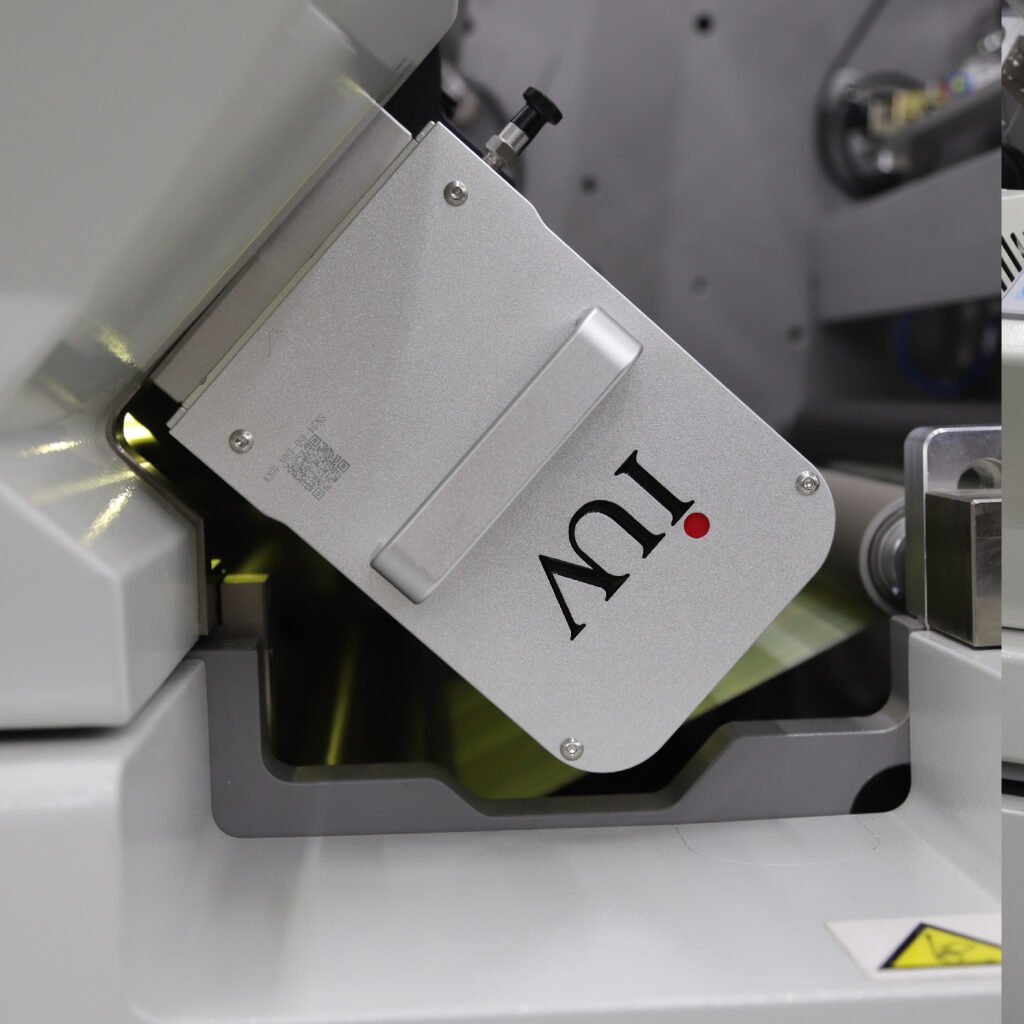 Wie LED Aushärtungssysteme den Produktionsfluss in der Flexodruckindustrie optimieren