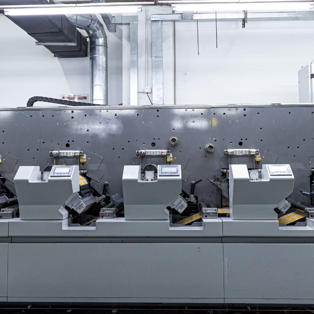 Wie Sie mit LED Aushärtungssystemen Produktionsfehler im Druckprozess reduzieren