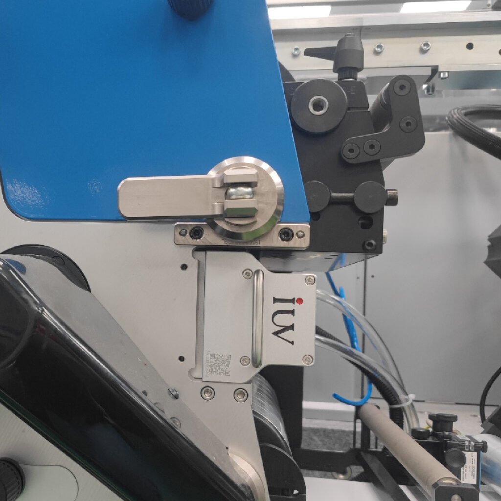 Effizienzsteigerung im Etikettendruck durch vollautomatisierte UV-Härtungsprozesse