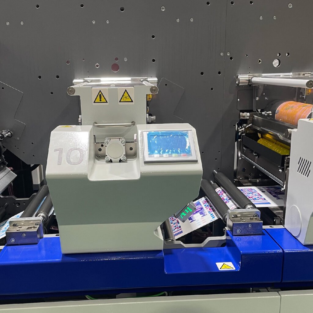 Wie UV-LED-Härtungssysteme die Produktionskosten im Flexodruck senken