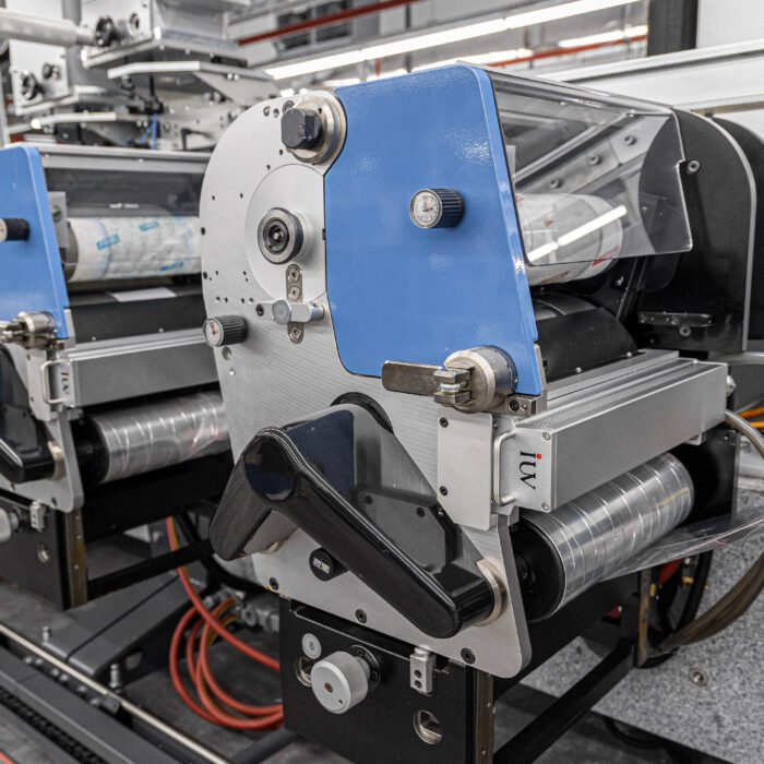 Effizienzanalyse Maximierung der Durchlaufgeschwindigkeit durch optimierte UV-LED-Bestrahlungsstärke im Flexodruck