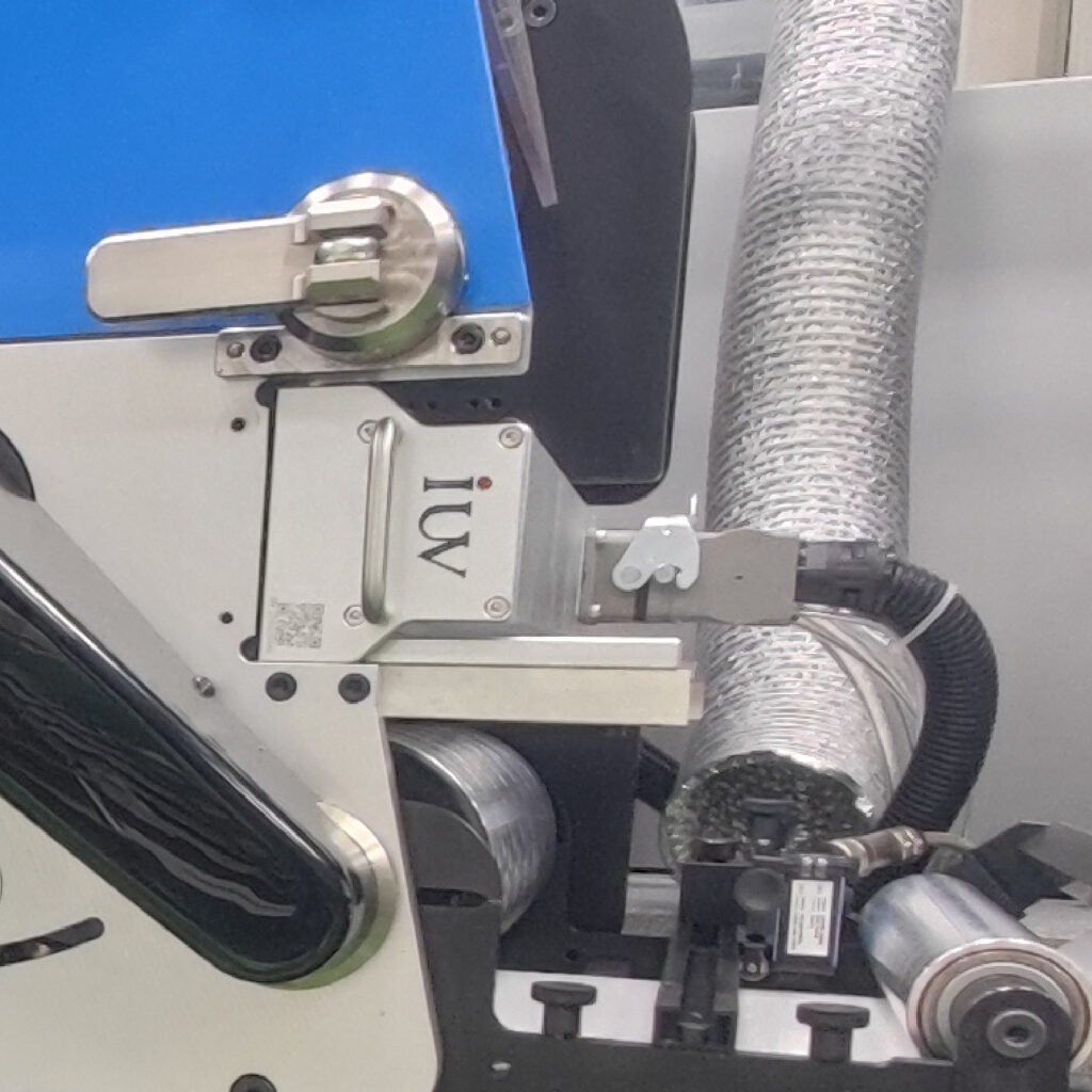 Von der Theorie zur Praxis Optimierte UV-Aushärtung für hochwertige Etikettenanwendungen