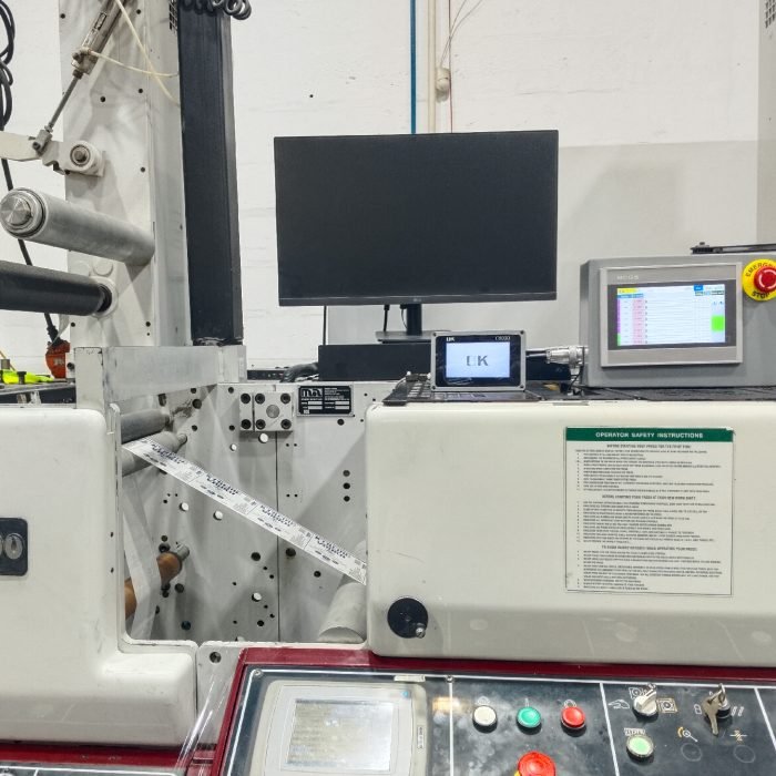 Comment la polymérisation UV LED améliore l’adhésion et la finition dans l’impression offset