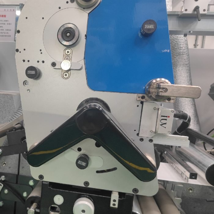 Review LED-UV-Systeme für den Schmalbahndruck – Leistung, Kühlung und Langzeitstabilität