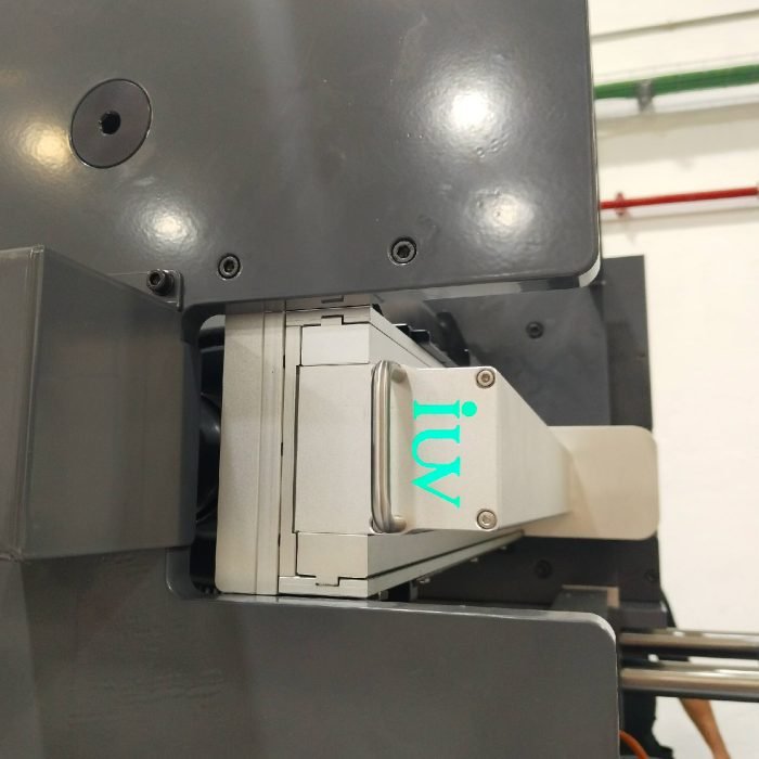 Wie LED-UV-Härtung die Qualität im schmalbahnigen Digitaletikettendruck optimiert